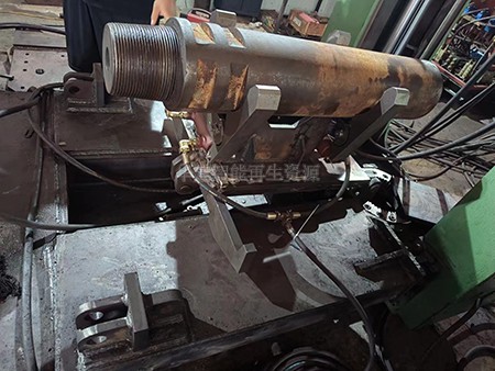 如何保養天井鉆機的機架？