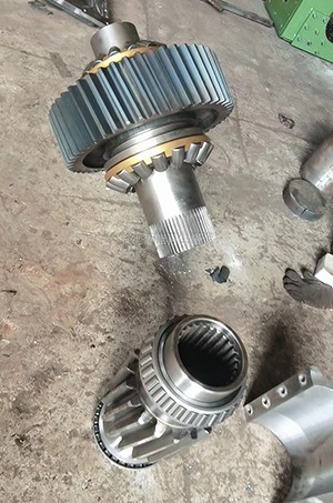 如何預(yù)防反井鉆機齒輪箱異響的問題?